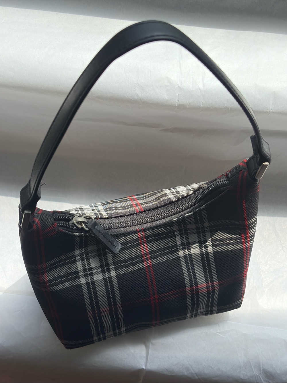 Liz Claiborne blue navy Plaid mini Bag with Red Accent good condition